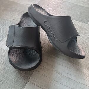 OOFOS OOAHH SPORT FLEX SANDALS